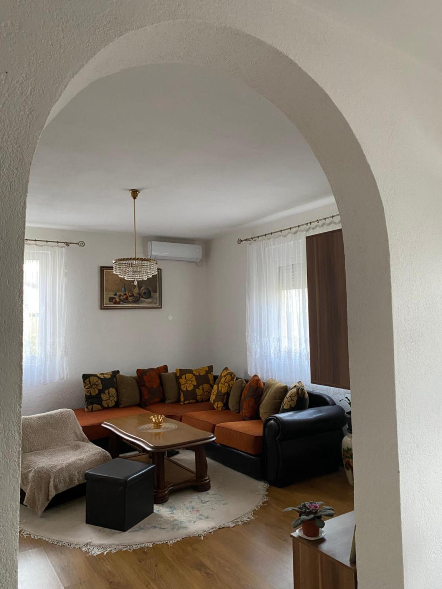 Guest House Kruna Ulcinj Exterior photo